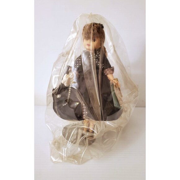 VINTAGE I LOVE LUCY MADAME ALEXANDER SHADOW POLKA DOT 75TH ANNIVERSARY DOLL - Picture 2 of 15